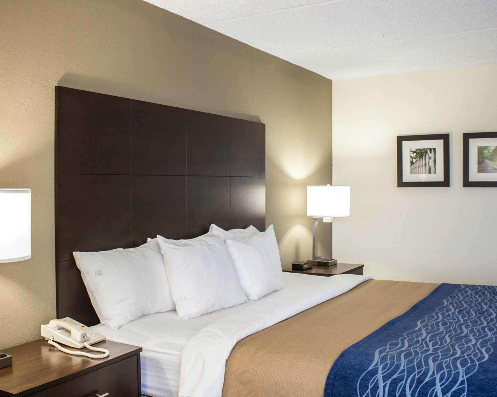 Comfort Inn & Suites Fuquay Varina Εξωτερικό φωτογραφία