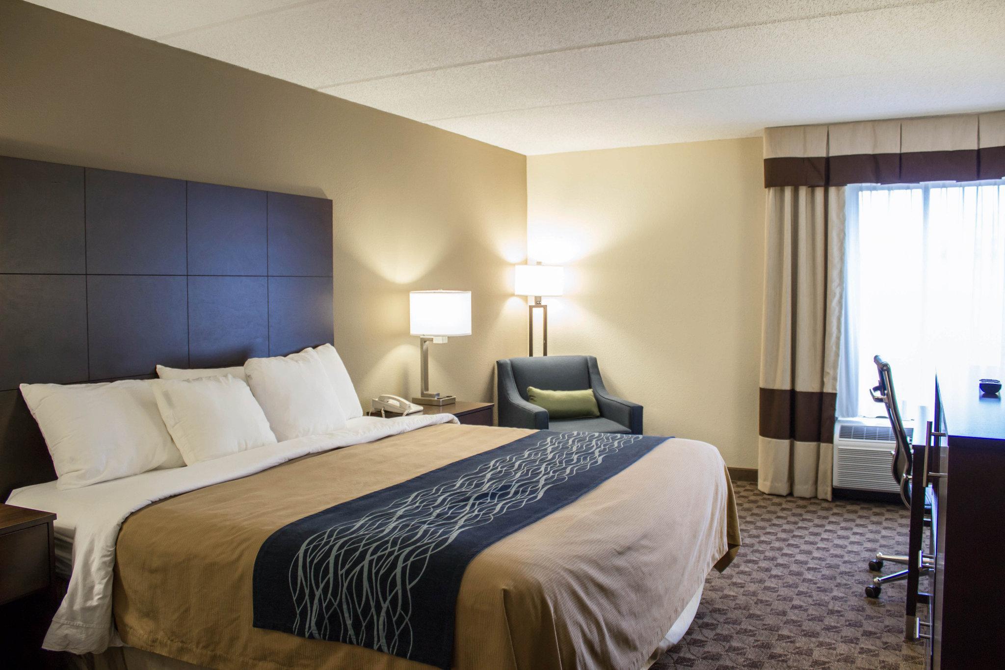 Comfort Inn & Suites Fuquay Varina Εξωτερικό φωτογραφία