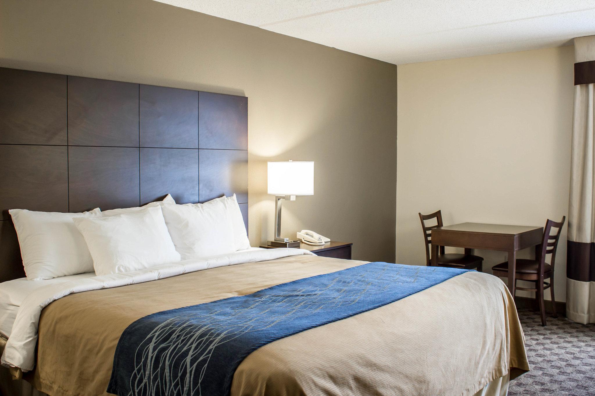 Comfort Inn & Suites Fuquay Varina Εξωτερικό φωτογραφία