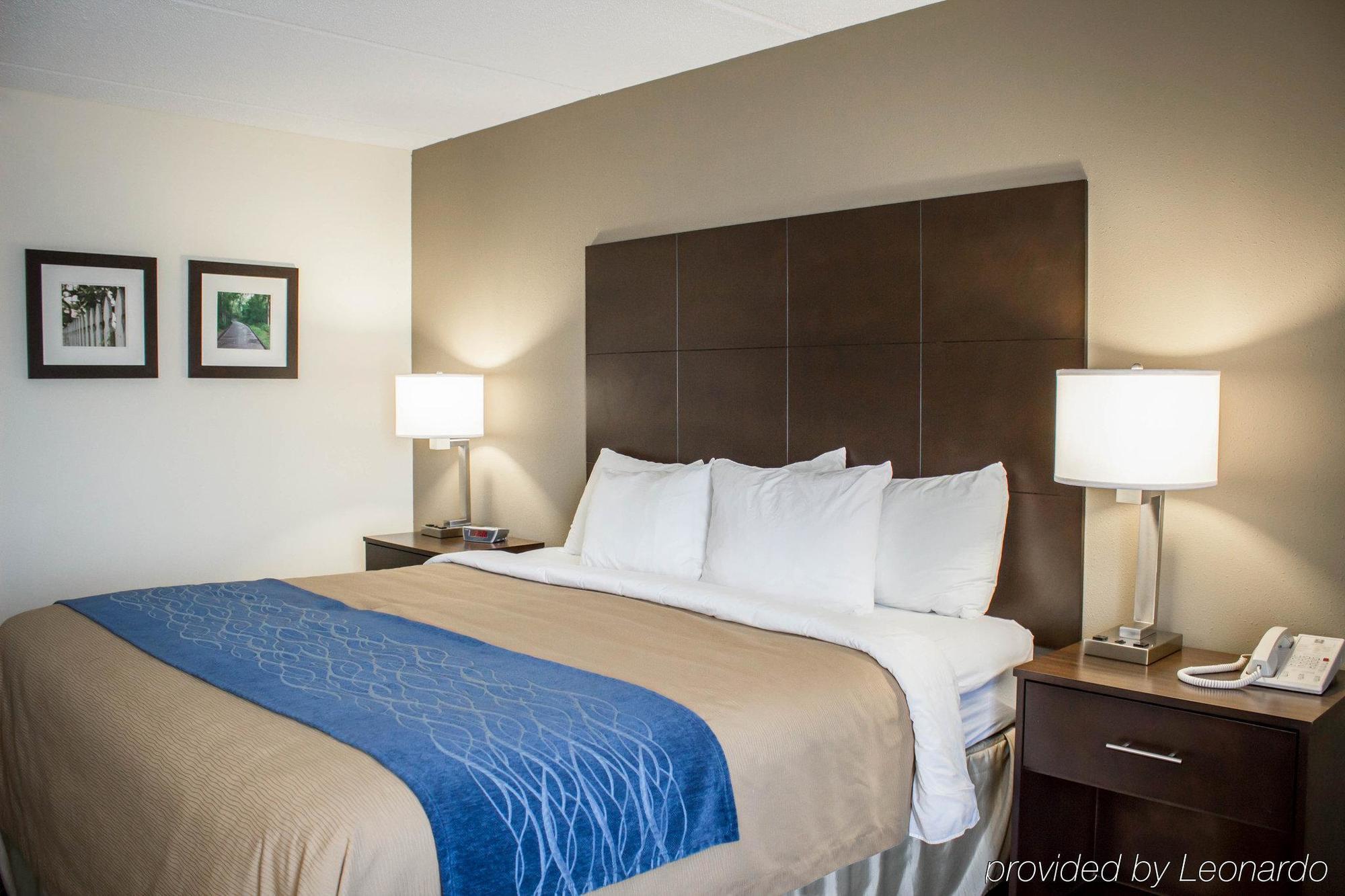 Comfort Inn & Suites Fuquay Varina Εξωτερικό φωτογραφία