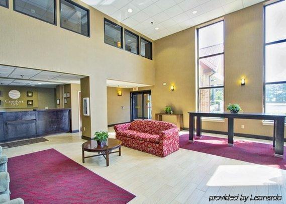 Comfort Inn & Suites Fuquay Varina Εξωτερικό φωτογραφία