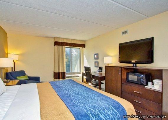 Comfort Inn & Suites Fuquay Varina Εξωτερικό φωτογραφία